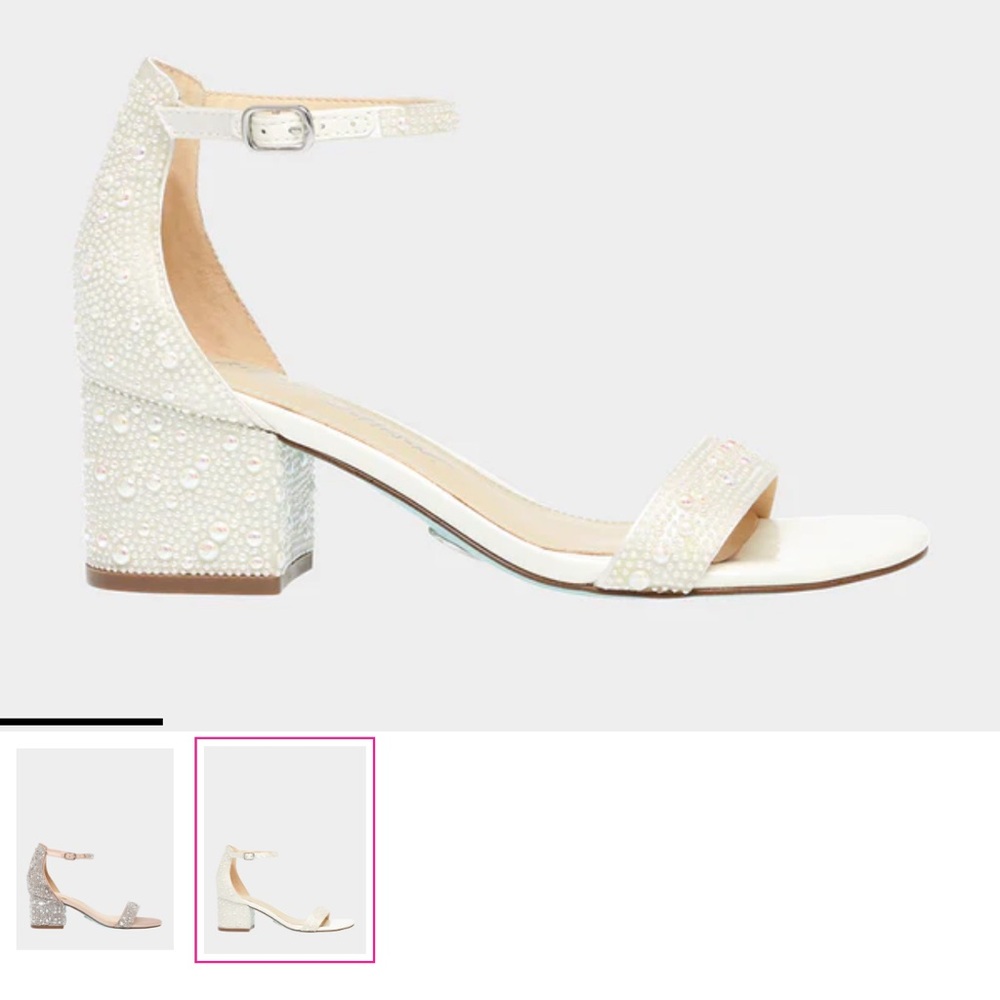 Betsey Johnson Mari White Pearl Heel Women’s Size 9